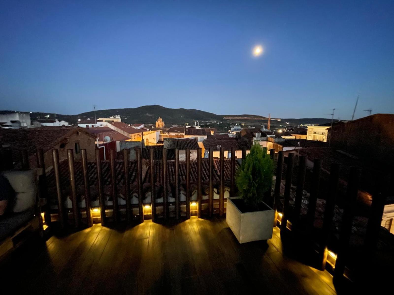 Skyline Plasencia Exterior foto