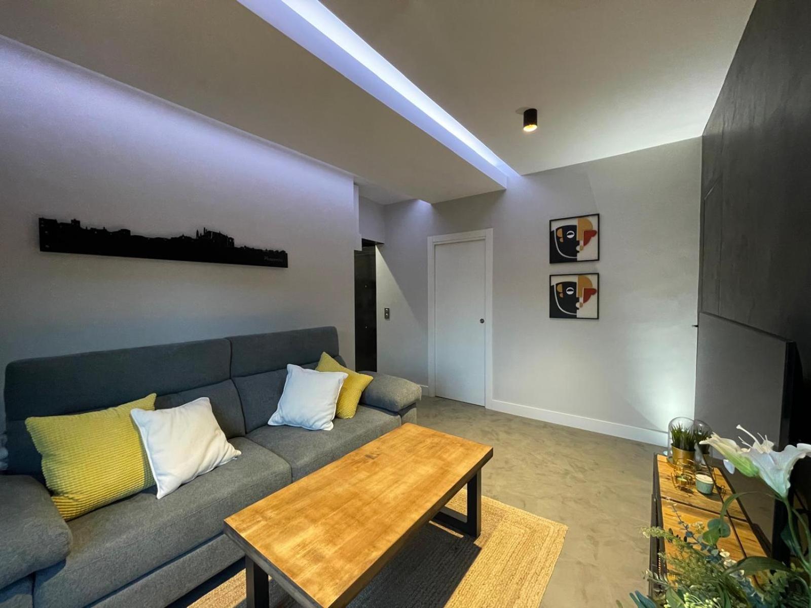 Skyline Plasencia Exterior foto